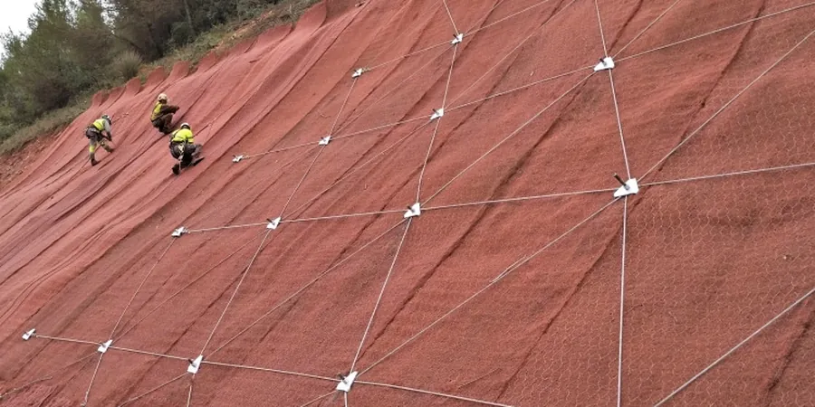 Estabilidade de Taludes em Cascavel: Análise Geotécnica para Obras Seguras